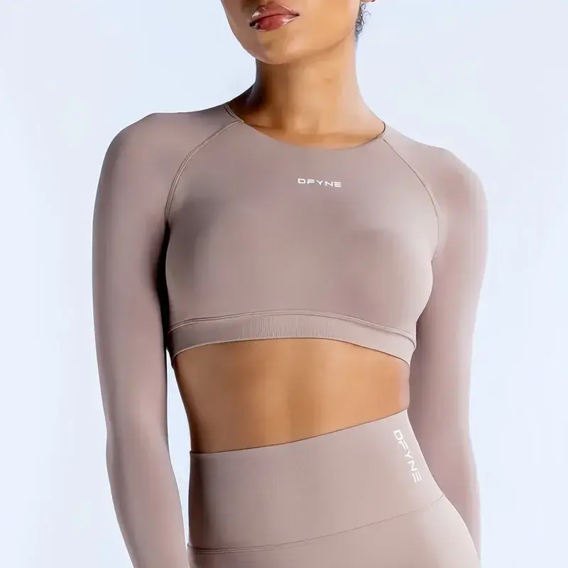 Dfyne Dynamic Long Sleeve Crop Top with Logo Women Short Sleeve Yoga Top Light Weight Gym Crop Top Seamless Bicycle Sports Long Sleeve Active Wear Lightweight Compression Activewear Athletic Fashion Athleisure Street Fit