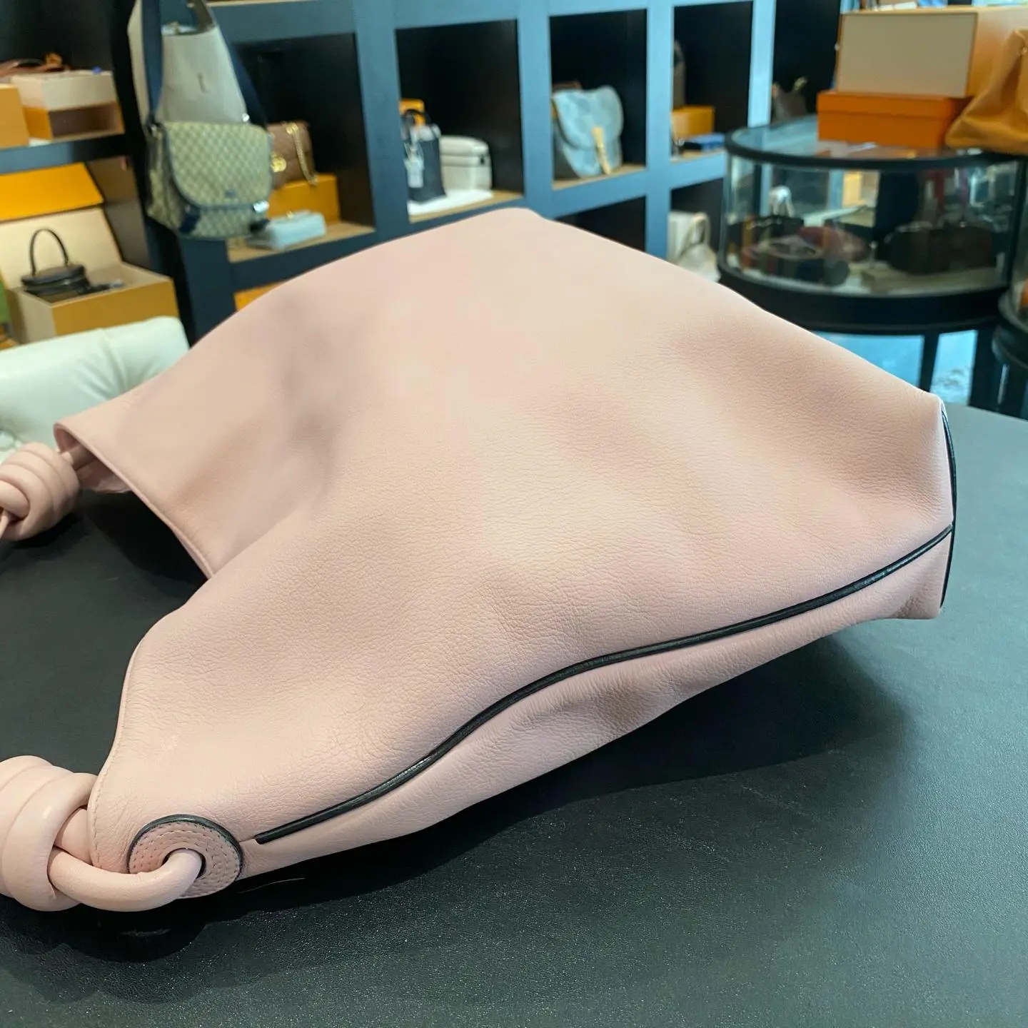 Pre-owned Loewe and above Loewe pink flamenco twist hobo shoulder bag size 35*31*9 XH 23727334