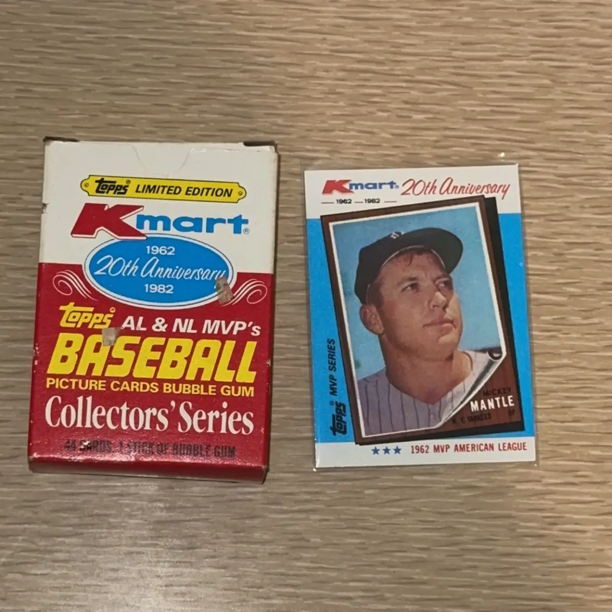 Mickey mantle baseball card