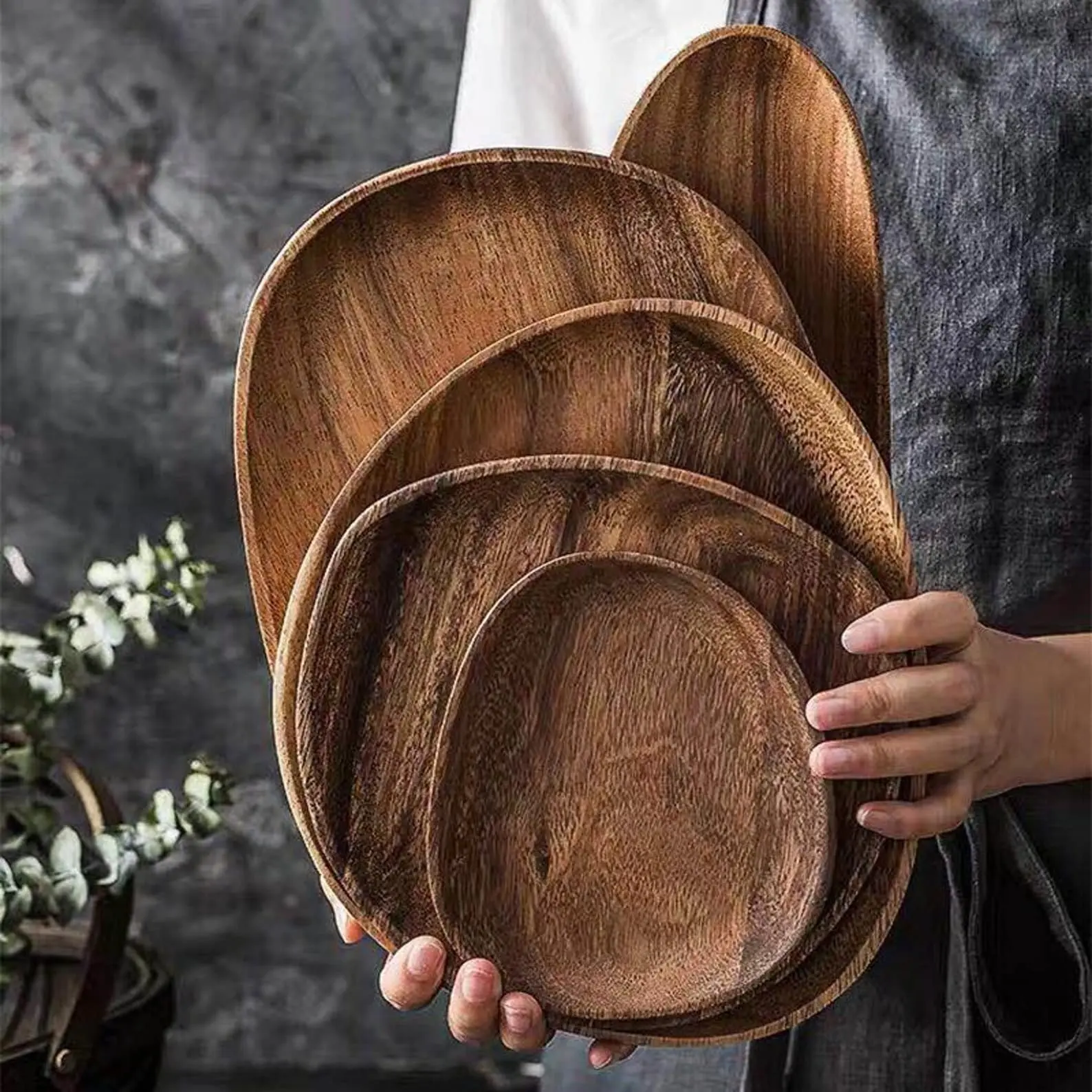 Wooden plate 22-23 cm 9 inch - made of linden wood - unfinished natural eco friendly - handmade wooden plate