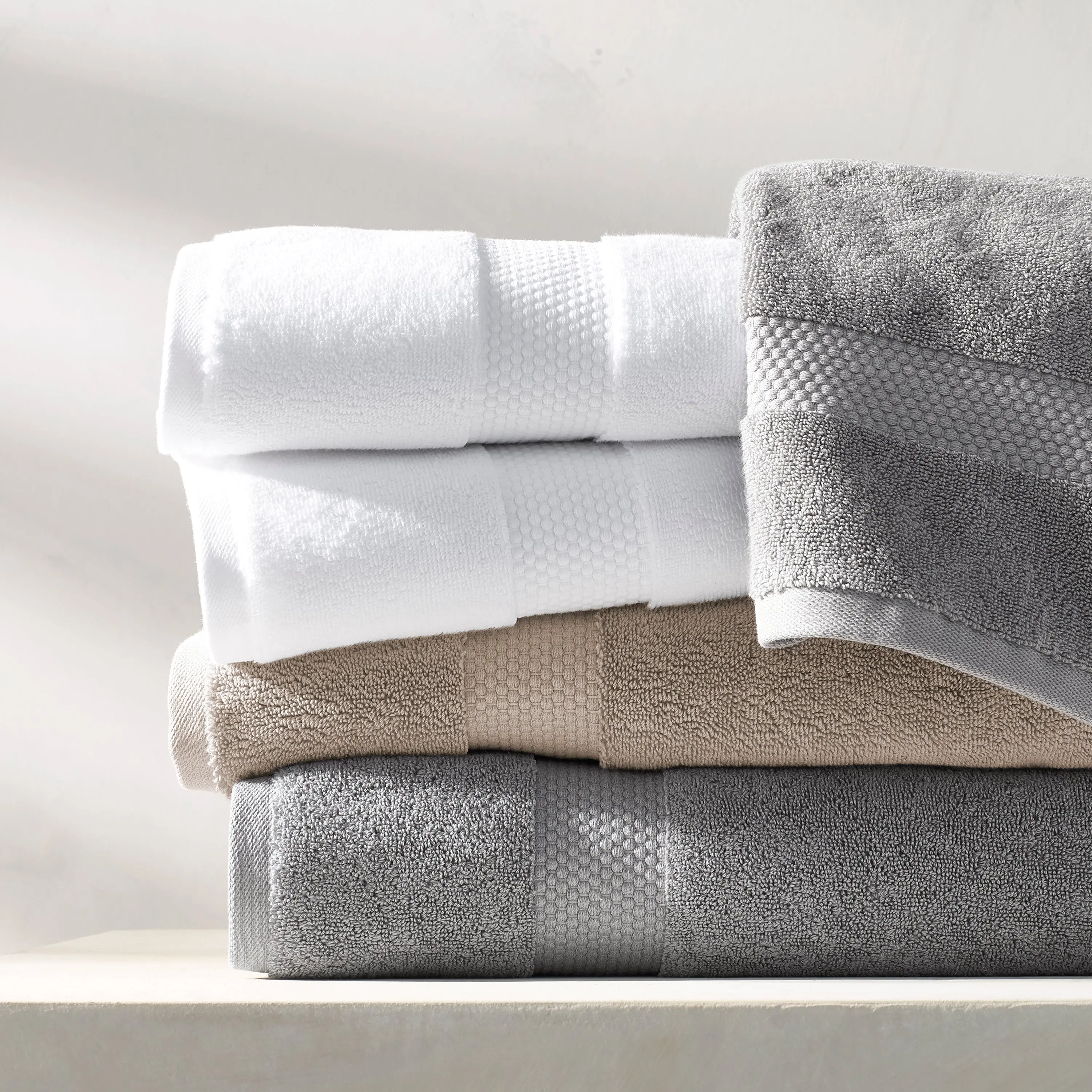 Atelier 800-Gram Towels