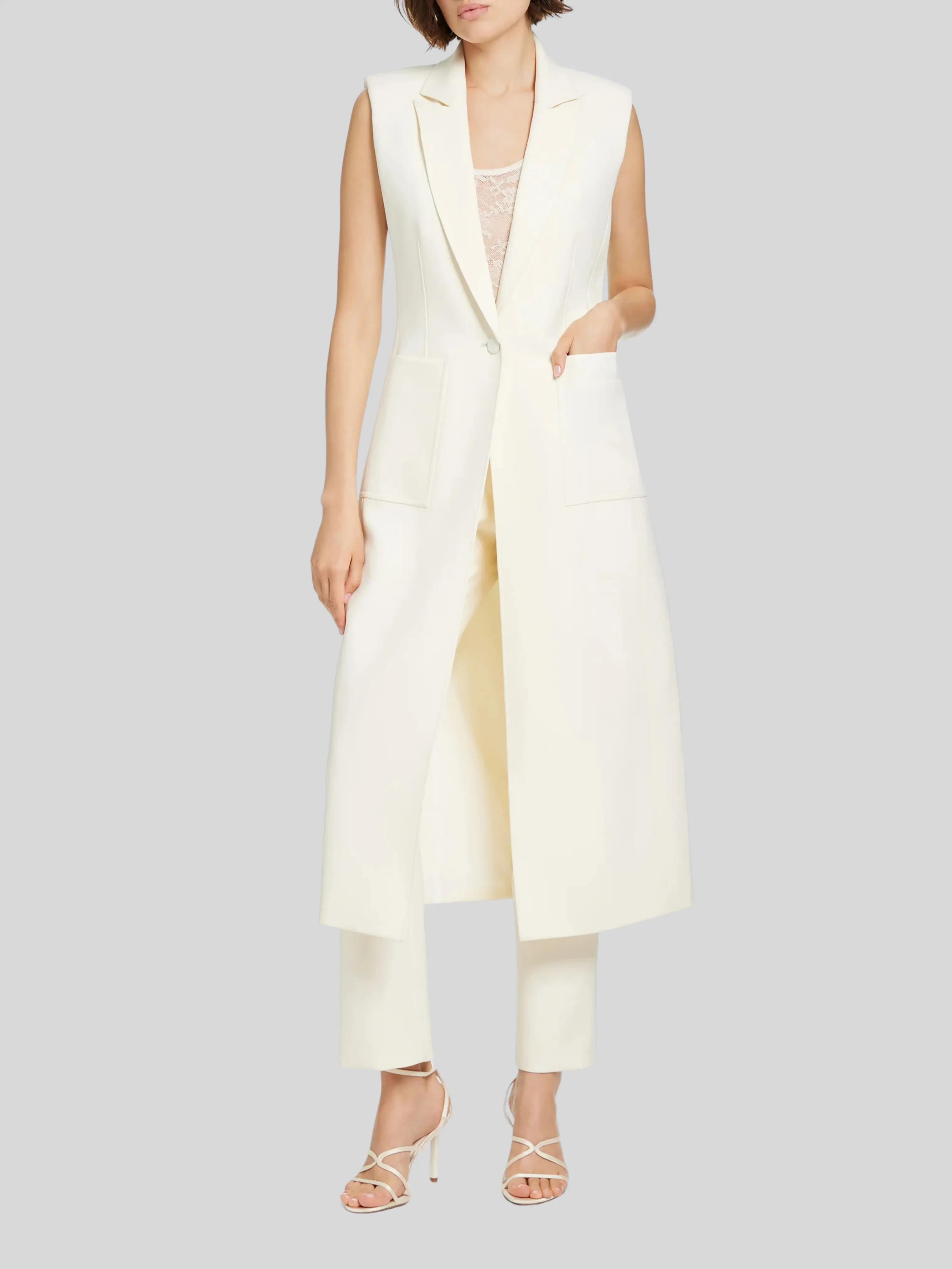 Wells Longline Vest in Ivory