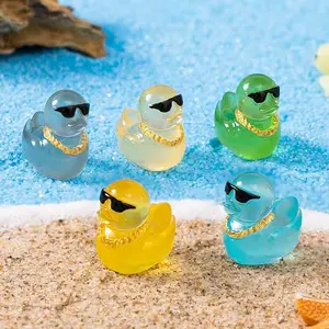 Micro Landscape Colorful Night Glow Sunglasses Duck Desktop Decor, Animal Ornament Resin Desk Figurine, Home Decoration Item