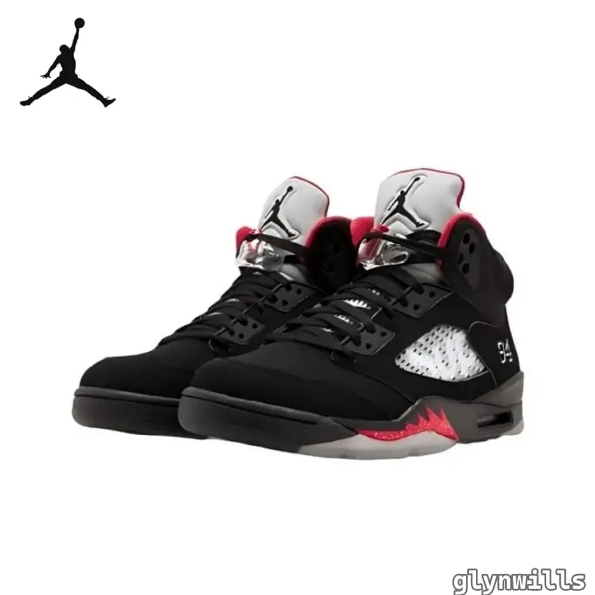 Retro Black Stylish, comfortable, trendy, versatile, breathable, and non-slip athletic basketball shoes