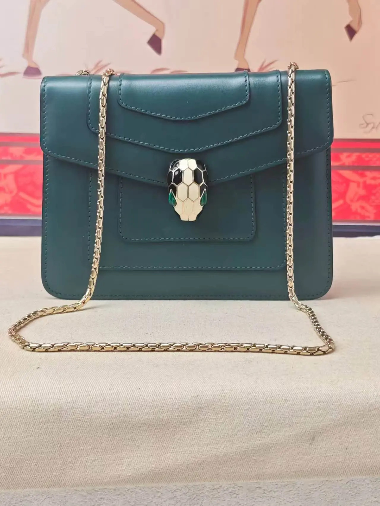 Pre-owned Bvlgari Bulgari BagBulgari Serpenti Forever Emerald Green PM Shoulder Bag