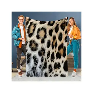 Luxurious Snow Leopard Print Fleece Blanket – Soft & Stylish for Cozy Home Comfort
