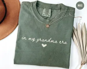 In My Grandma Era Shirt, Comfort Colors Coquette Nana Outfit, Promoted To Grandma Shirt, First Time Grandmother Graphic Tees, Mothers Day Gift for Mom