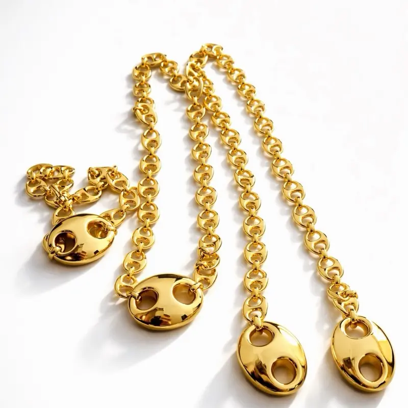 Maite Jewelry                                       DISTINCION MAITE Set Composed of Bracelet and Necklace Gold-Toned Chain Design