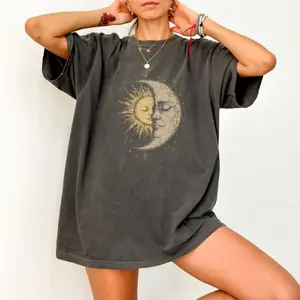 color-coordinated T-shirt with mysterious sun and moon pattern, Yin-Yang T-shirt, hippie clothing, women's fashion style clothing, hippie clothing, vintage bohemian clothing, washed print T-shirt, unisex, comfortable, casual, fashionable, trendy