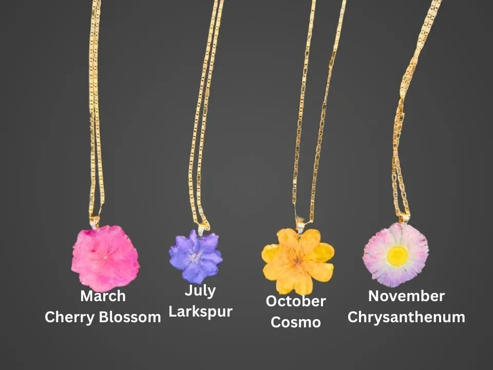 Birth month flower necklace, unique gift for her Birthday, pressed flower necklace, dried flower resin jewelry, botanical jewelry, nature