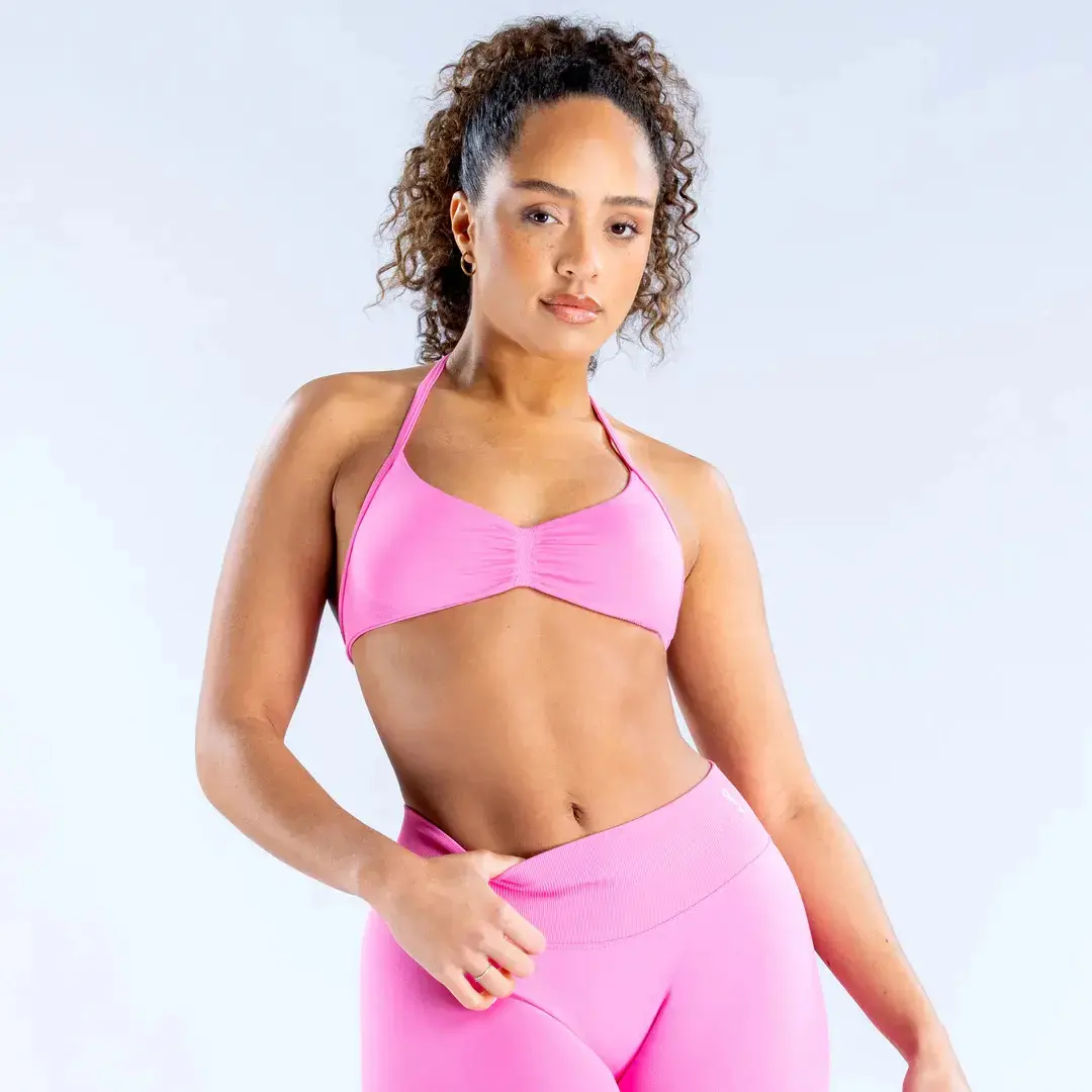 Impact Strappy Bra Women's Seamless Medium-Support Sports Bra – Stretchy Workout Activewear with Strappy Back Detail
