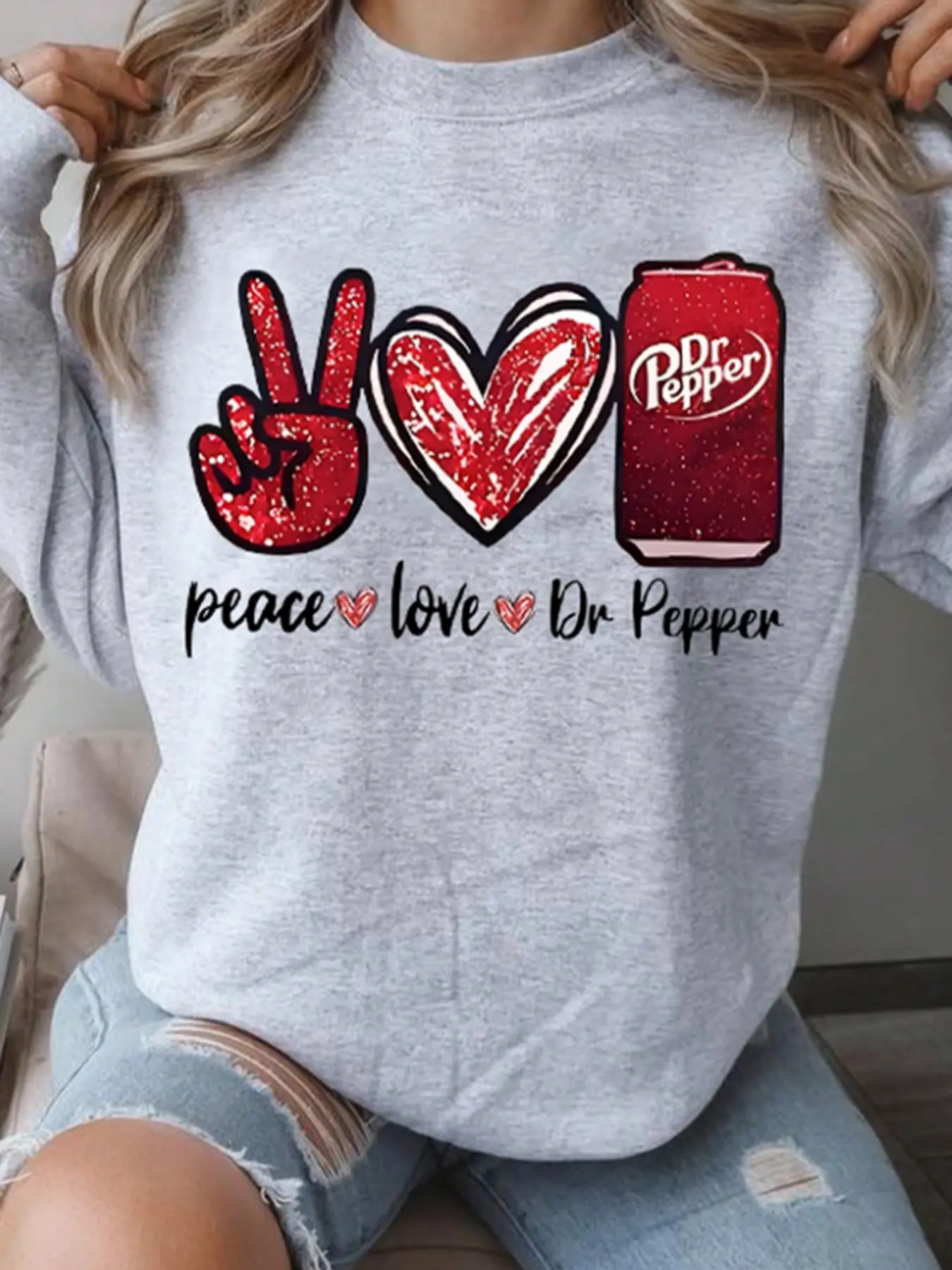 Women's Casual Everyday Peace Love Graphic Print Pullover Sweatshirt Tops, Soft Fitted Long Sleeve Round Neck, All-Season Comfort, Durable Fabric, Womenswear