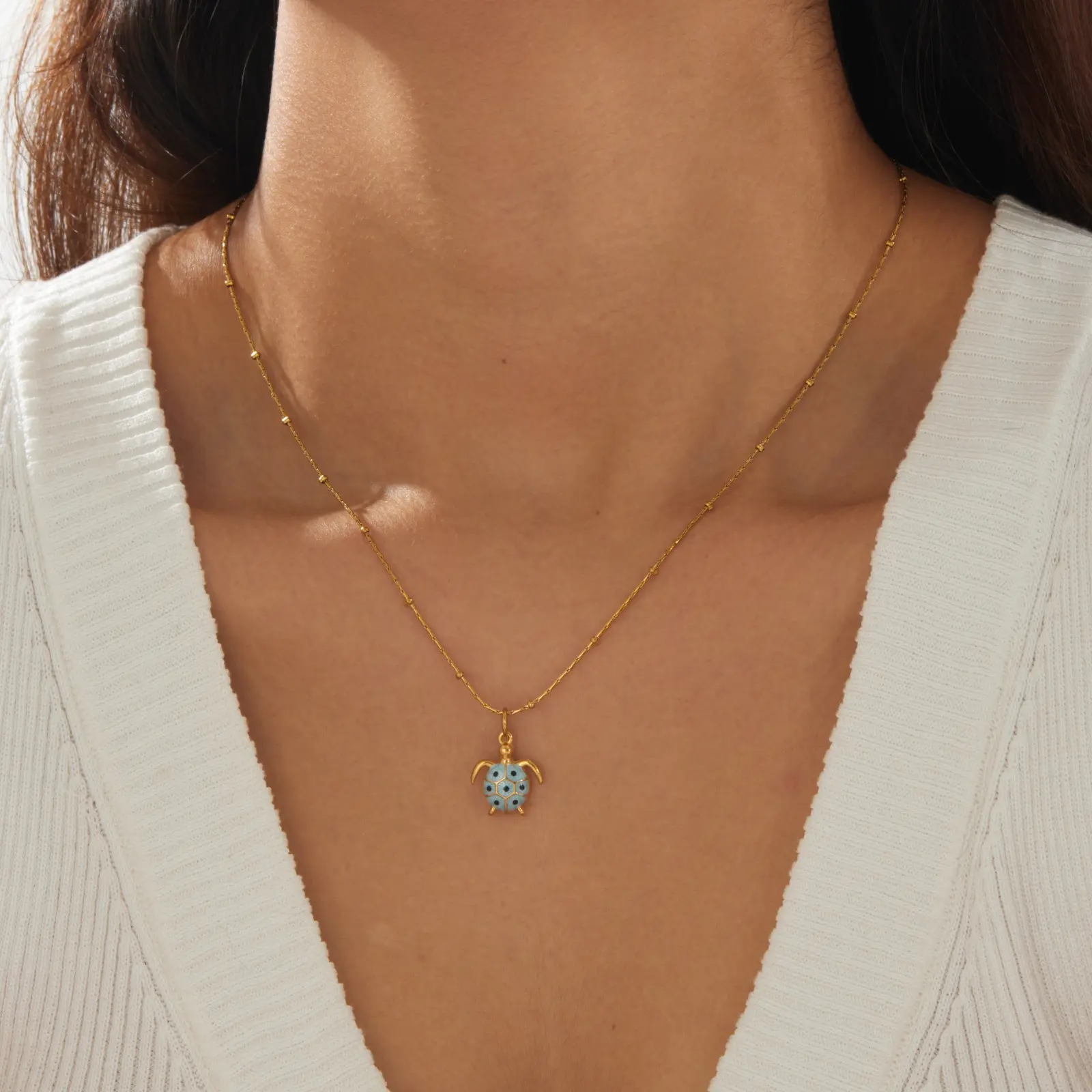 Fashionable Cartoon New Turtle Necklace, Gold-Plated Stainless Steel Oil-Drip Sea Turtle Pendant, Beach Style Clavicle Chain For Women