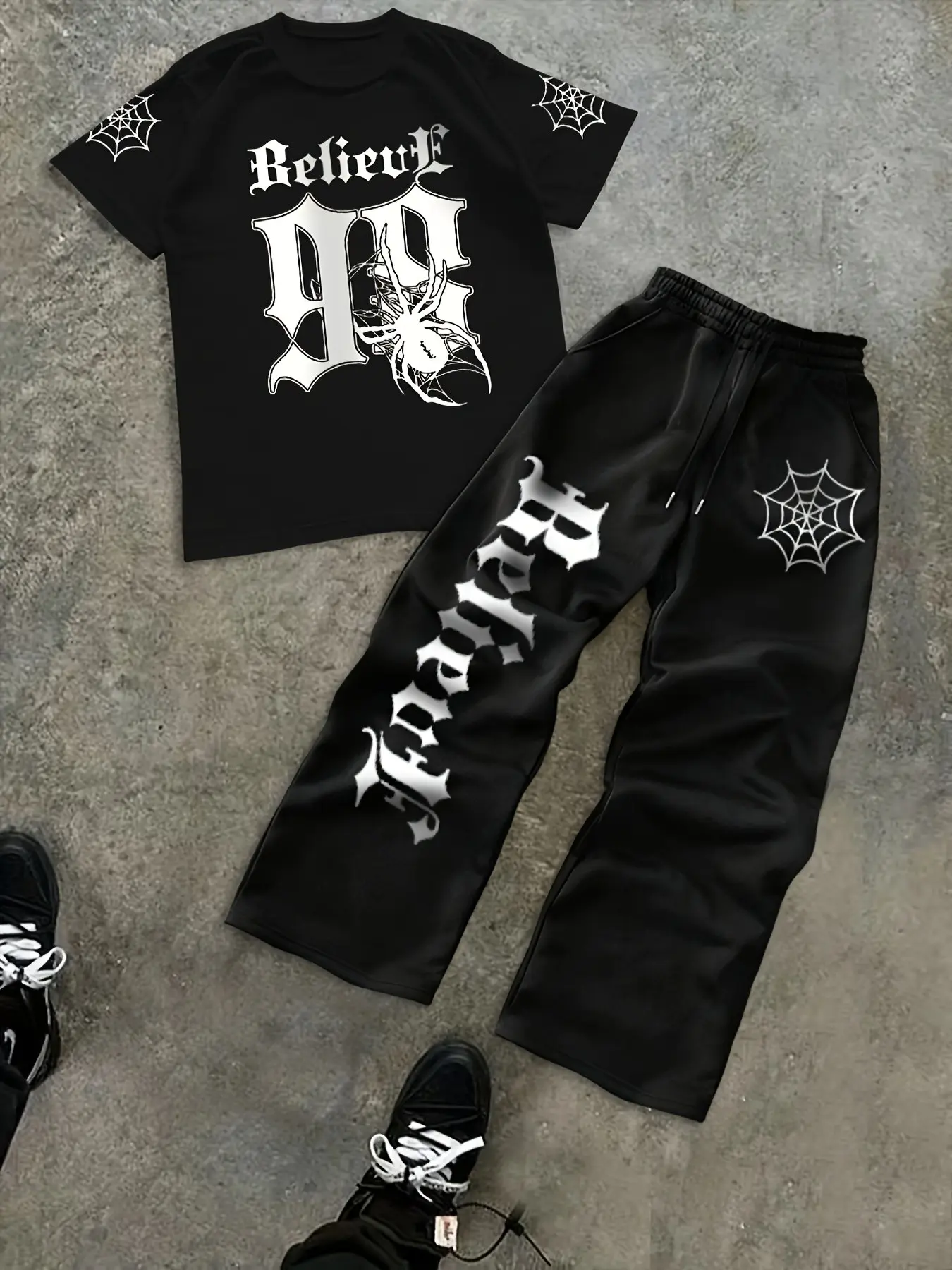 Unisex Spiderweb Pattern Print Sportswear Set, Casual Loose Tracksuit, Loose Wide Leg Pants & T-Shirt, Gothic Fonts Vintage Font, Casual Fitted Suit, Spring & Fall