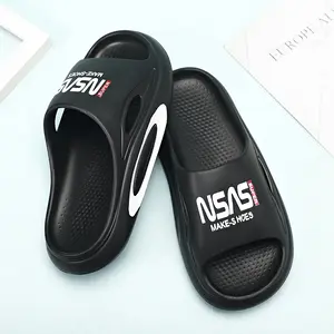 Men's summer slippers new large size thick bottom soft bottom non-slip deodorant light and comfortable home can wear casual slippers