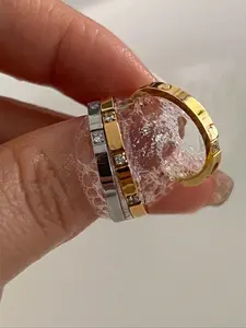 Fashion Stainless Steel Rose Love Ring, Unisex Square Zircon Jewelry, Couple Wedding Gift, Shiny 3 Sides Ring, Fashion Stackable Rings, Unique Rings