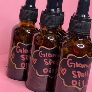 Glamour spell essential oil