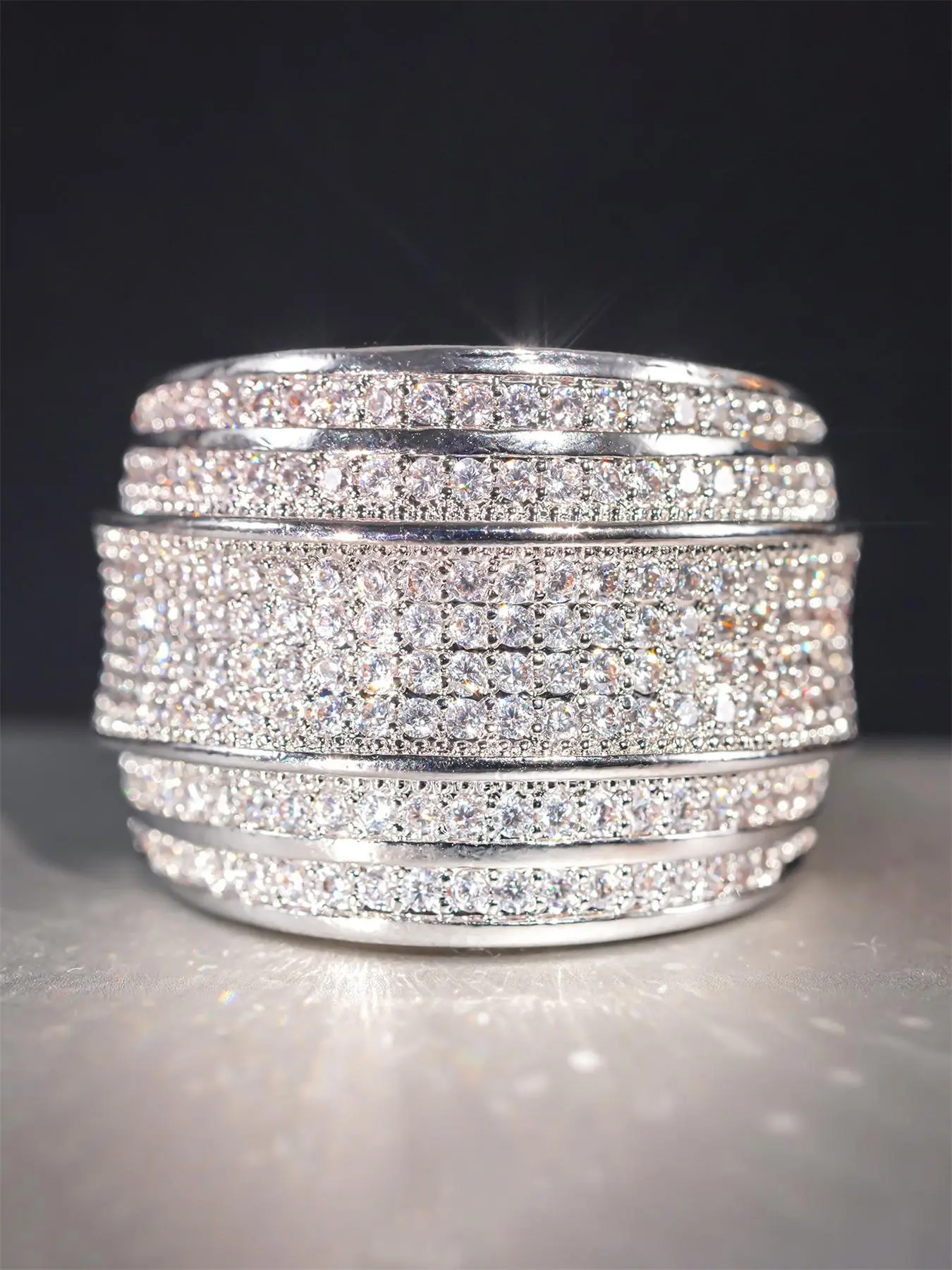 Luxury Artificial Zirconia Ring, Stackable Finger Rings, Dainty Stacking Rings, Fashion Accessories for Women, Trendy All-match & Exquisite Jewelry for Birthday Gift