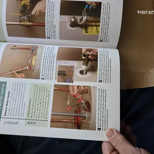 Ultimate Guide: Wiring, Updated 10th Edition: Meets Current National Electrical Code Standards -- The Editors of Creative Homeowner - Paperback