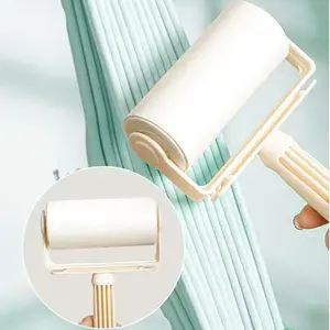 【Easy hair removal, clean in one roll!】  The lint roller is an essential small tool for home cleaning. It uses a highly adhesive roller design that can quickly remove hair, dust, and debris from clothing, sofas, and bed sheets, saving you time and effort!