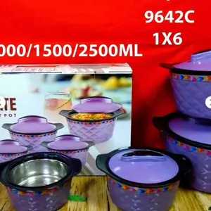 These food containers keep the food really hot for a whole day.