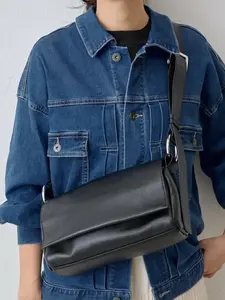 Japanese Minimalist Shoulder Bag Small Capacity Crossbody Bag Unisex Style, Stylish Daily Use Accessory, Perfect for Casual & Travel, Casual Crossbody Bags