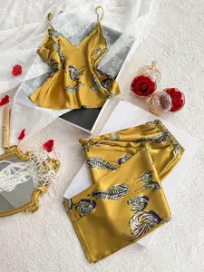 Stylish Vintage Print Camisole Pajama Set for Women, Casual Two-Piece Homewear, Adjustable Straps, Fitted for All Seasons Lingerie Sets