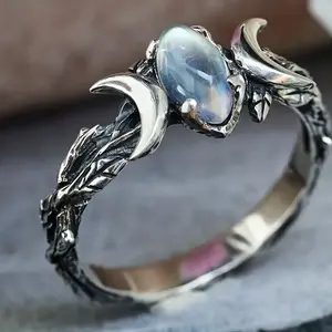 1pc Exquisite Moonstone Crescent Ring - Simple Vintage Design, Moonlight-Inspired Band, Fashion Jewelry for Women - Perfect Gift for Engagement, Wedding, Birthday, Valentine's Day, Anniversary, and Bachelor Party