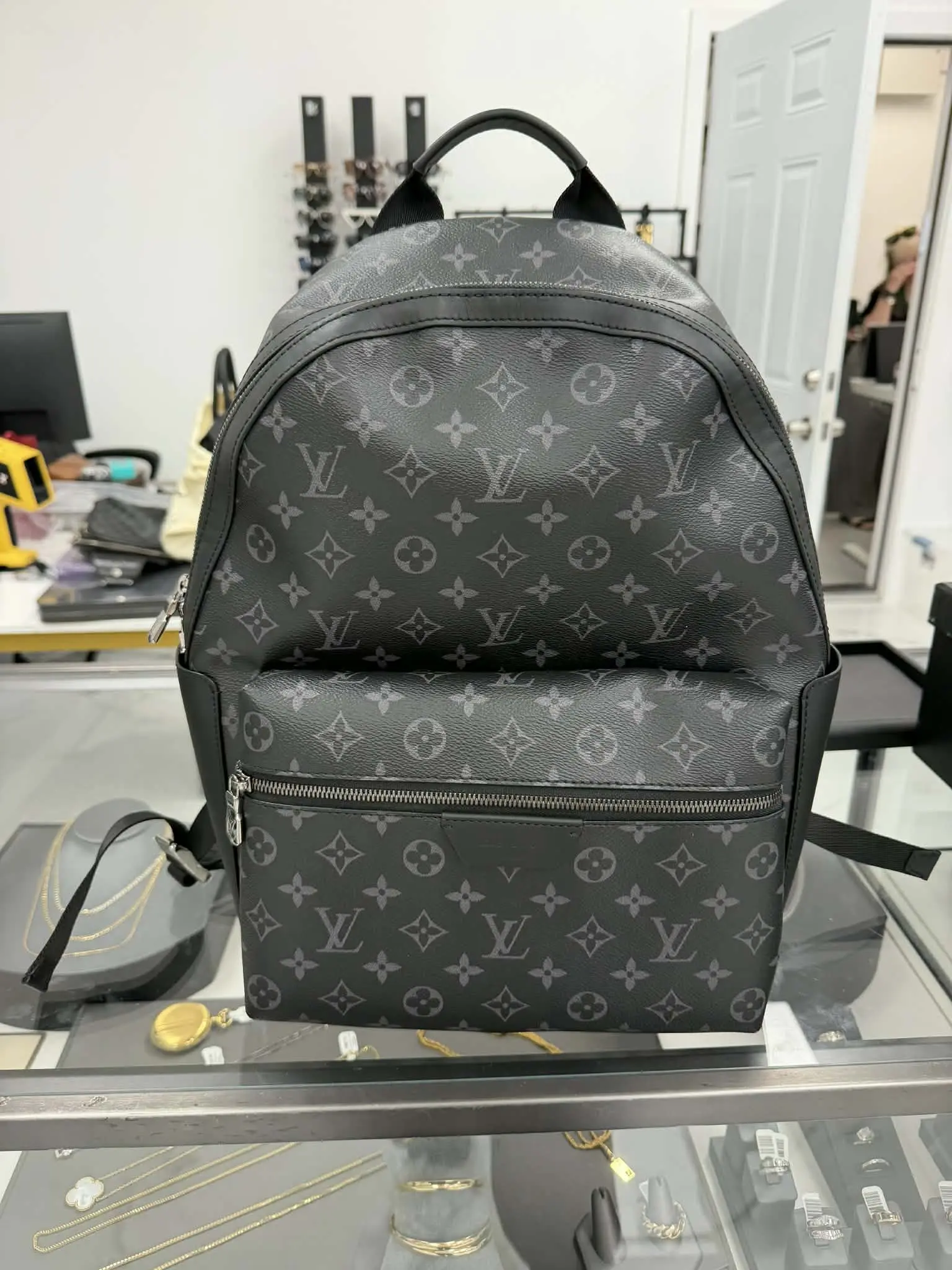Pre-owned Louis Vuitton Canvas Backpacks Discovery Backpack