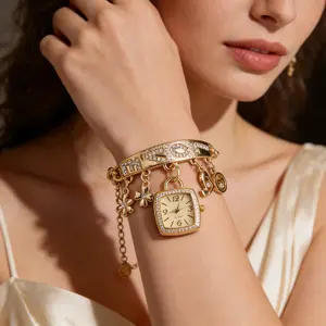 Women Watches with Letters Rhinestone Inlaid Chain Bracelet Flower Pendant Wrist Watch Ladies Dress Watches Gift Zegarek Damski