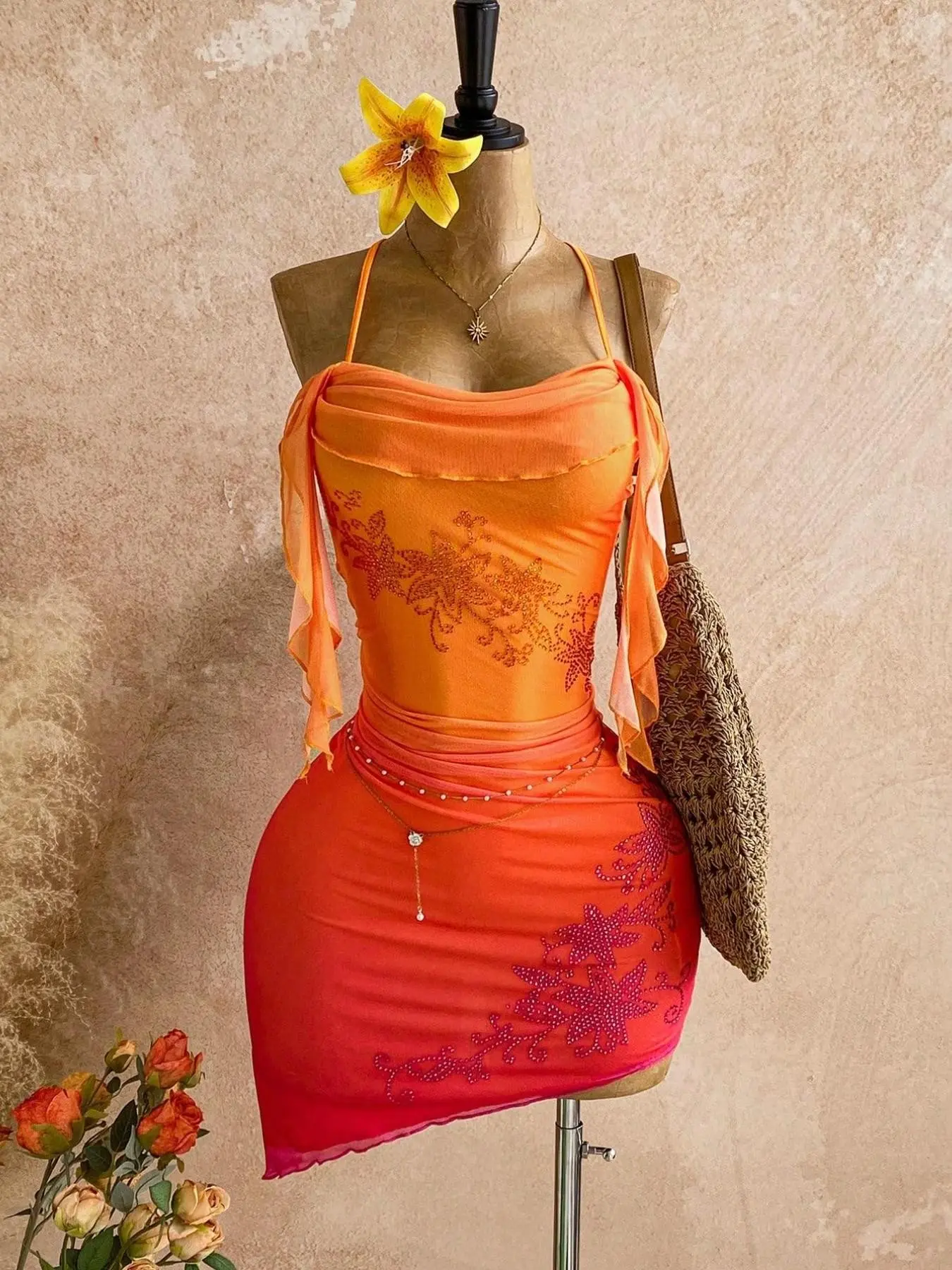 2026 Summer New Chic Gradient Halter Bodycon Sleeveless Dress Women, Mesh Floral Print, Asymmetrical Hem, Slim Fit, Sexy Short Skirt for Parties, Cocktail Party Dress Womenswear Elegance, Dresses for party