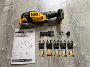 New Dewalt DCS356B Max XR Brushless Oscillating Multi Tool W/ Accessories
