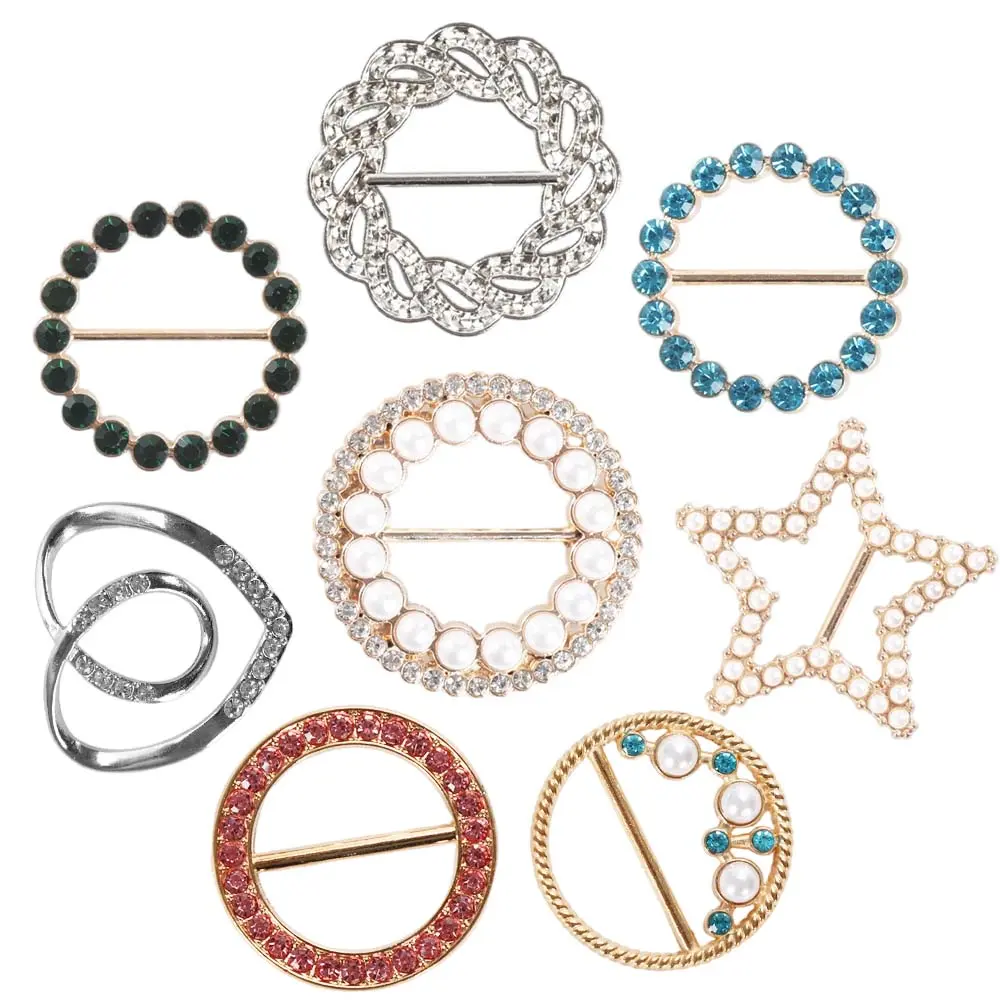 8 PCS Sparkling Rhinestone Hollow T-Shirt Clips, Fashionable Alloy Buttons, Suitable for Women, Girls, and Men, Geometric Pattern