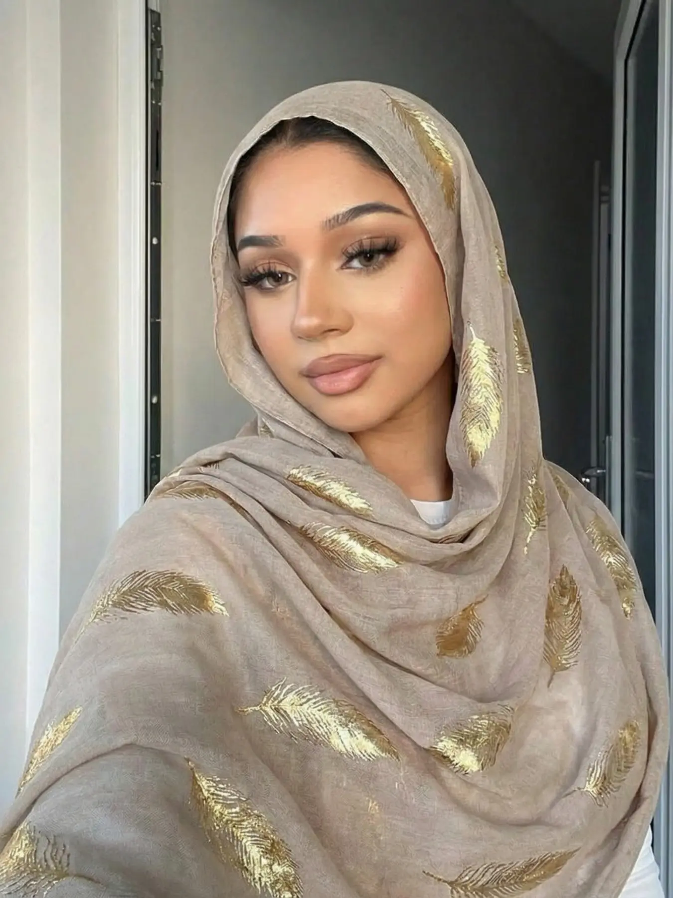 Women's Classic Solid Color Jersey Muslim Hijab Wrap, Gold Feather Decoration, Soft Breathable Fabric, Ramadan Fashion Headscarf