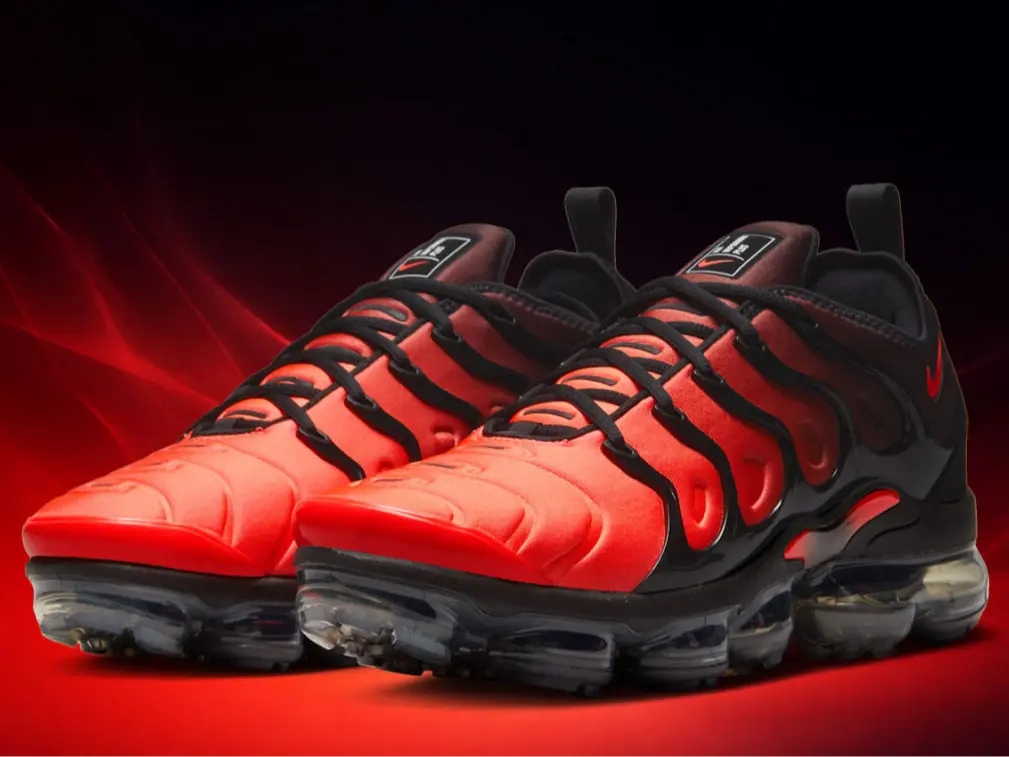 Nike Air Vapormax Plus Black Red Men's Sneakers New