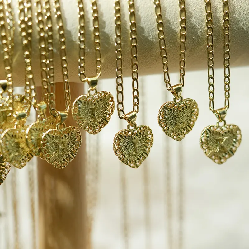 Unisex Heart-Shaped Initial Lace Pendant, 26 English Letter Design, Heart Letters Artificial Gemstone Necklaces & Pendants, Couple Love Token Jewelry, Heart Letters Necklace
