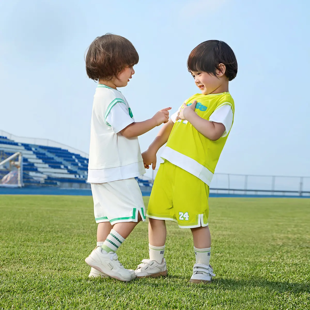 【CICIIBEAR】Boys' Summer Outfit Set, Children's Short-Sleeve T-Shirt, Sports Basketball Uniform, Summer Clothing 2-piece boy little cotton jacket teen brick print pants bear suits  Boys' Cartoon easter sets boys summer outfits
