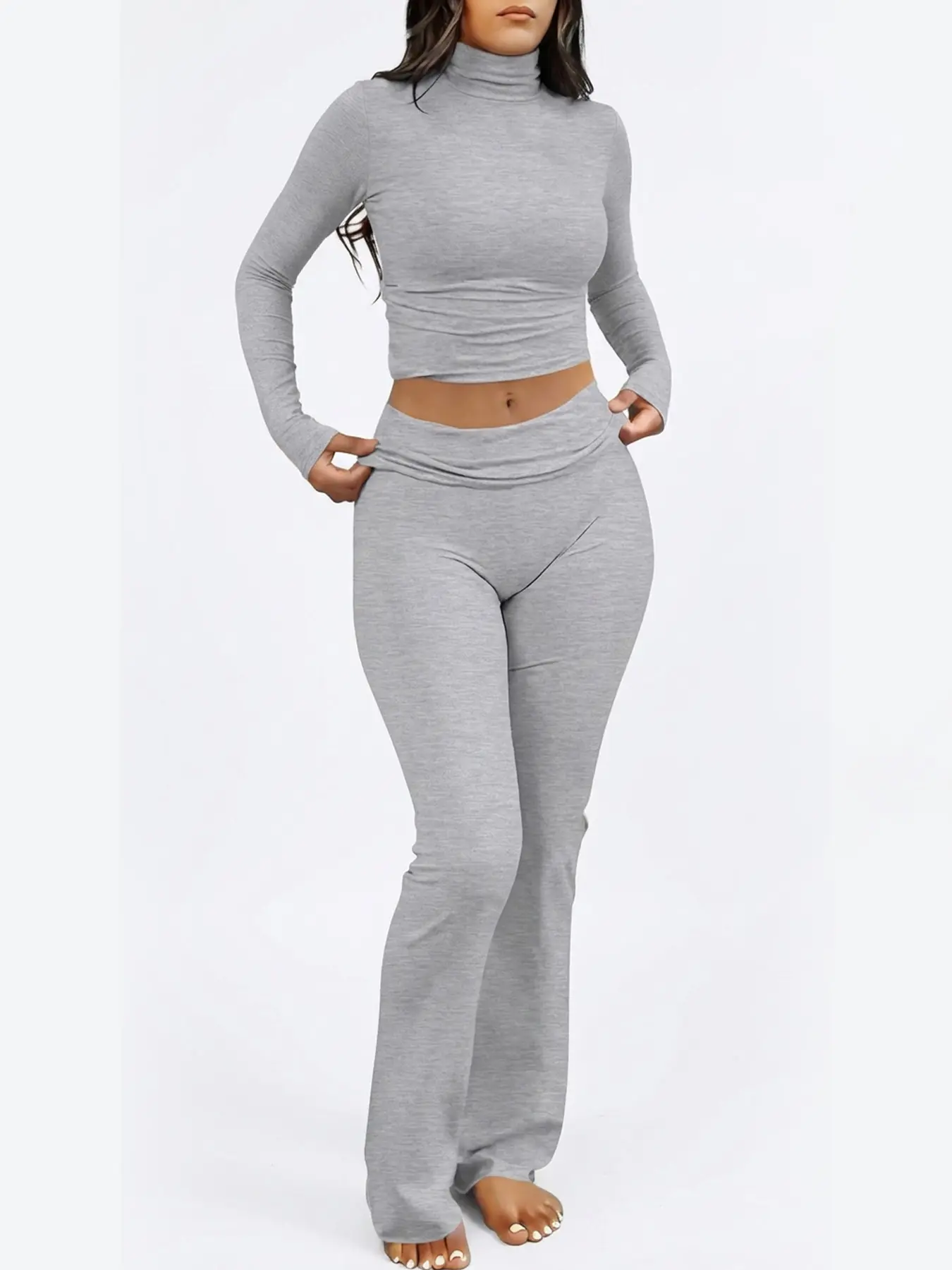 Women’s autumn/winter high-stretch slim-fit turtleneck T-shirt paired with elastic fold-over waistband flared pants set — a height-enhancing, slimming athleisure outfit for home, going out, and running errands.