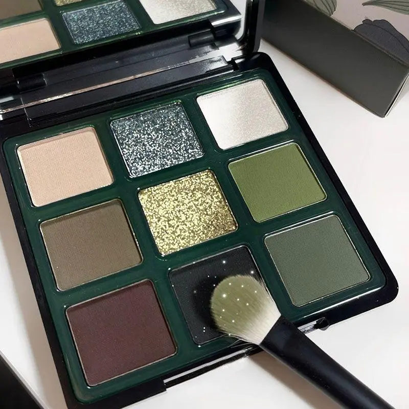 9 Color Glitter Eyeshadow Palette, Matte Pigmented Palette, 1 Count Black & Green Tone Eye Shadows Palette, Eye Makeup Products, Long Lasting Shimmering Eye Shadow for Vintage Styles, Christmas Gift