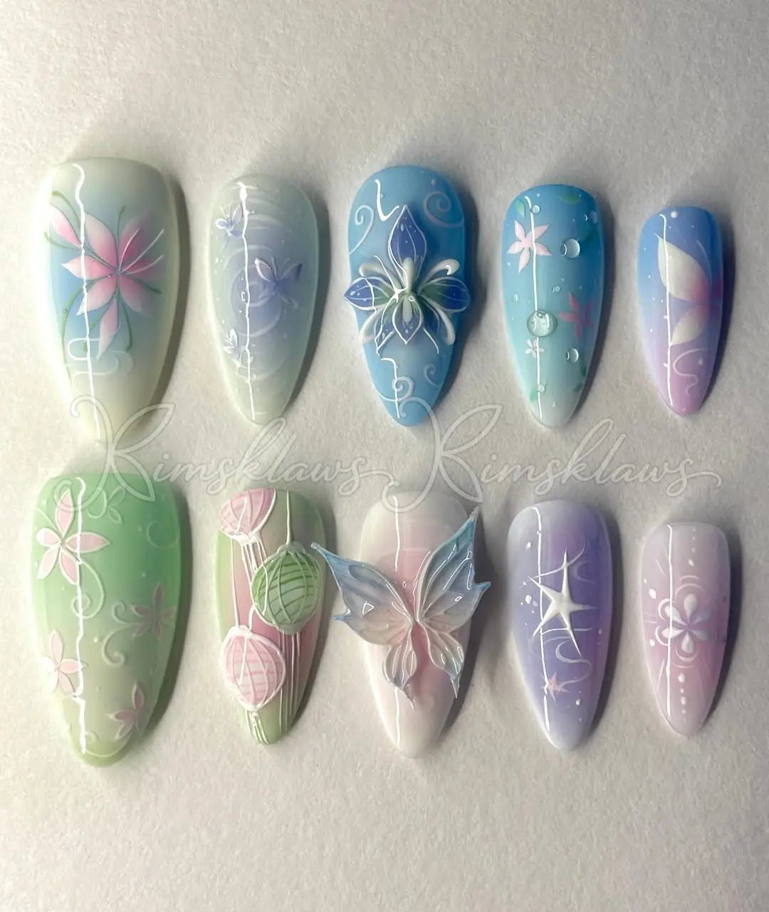 Blue Stripe Press-on Nails, 1123
