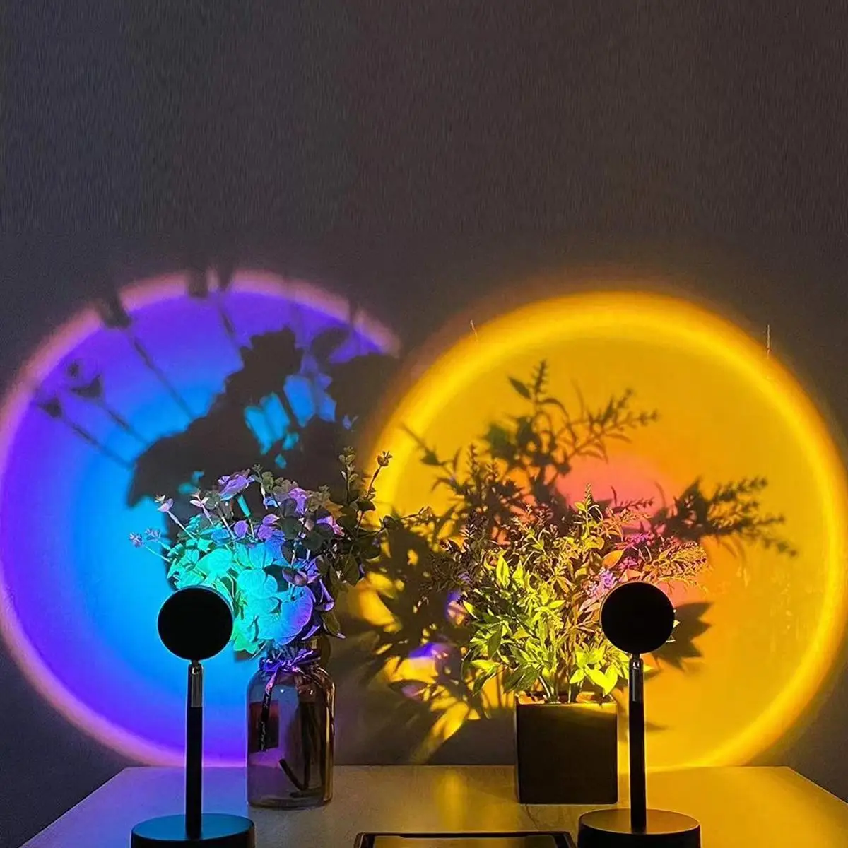 Sunset Lamp Projector with Rotatable Lamp Holder, 1 Count 16-color Changing Sunset Projector Night Light, USB Rechargeable Remote Control Projector La