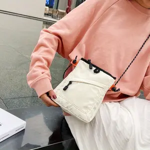 Fashion Small Square Messenger Bag Mini Waterproof Travel Bag Casual Shoulder Bag Men Women Mobile Phone Bag Crossbody Bag