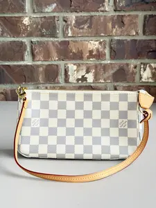 Pre-owned Louis Vuitton canvas Shoulder Bags Pochette Accessories Damier Azur 43918