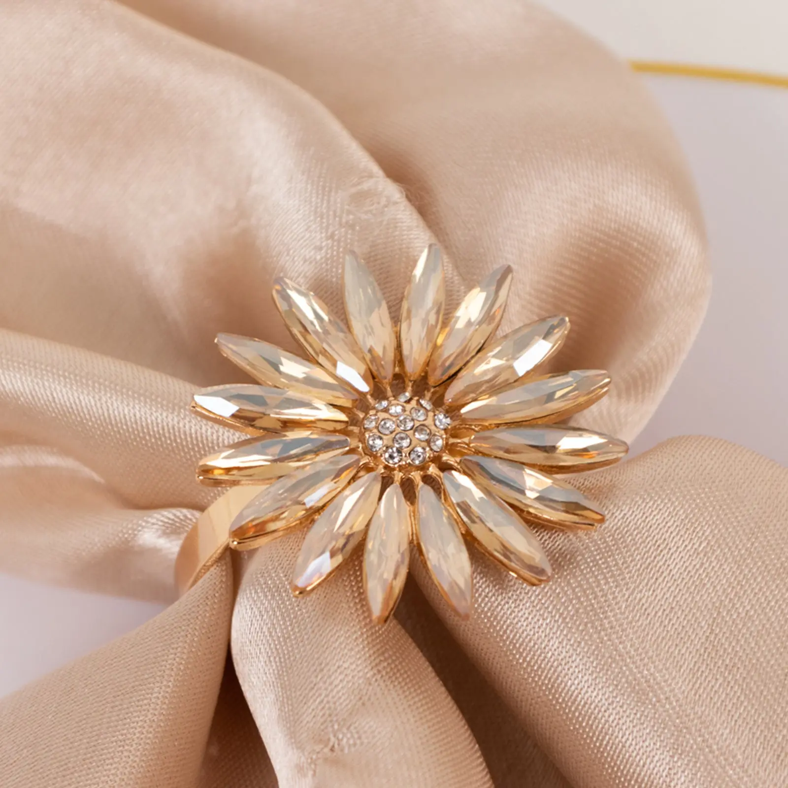 4 Pack Amber Gold Daisy Floral Metal Napkin Rings with Rhinestone Accents - 2" Decorative Tableware Napkin Holders
