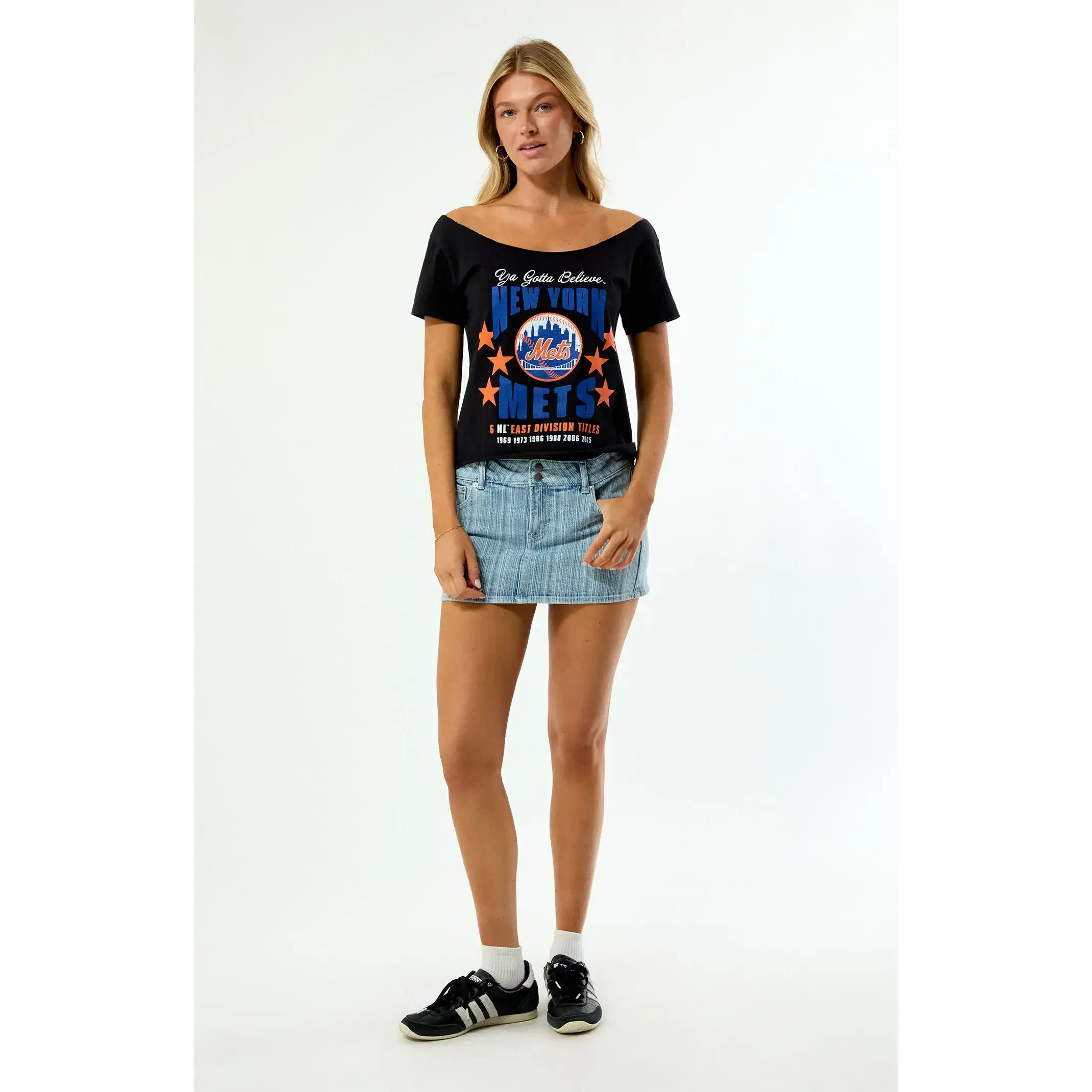 WILD COLLECTIVE Women's x MLB NY Mets Off-The-Shoulder T-Shirt