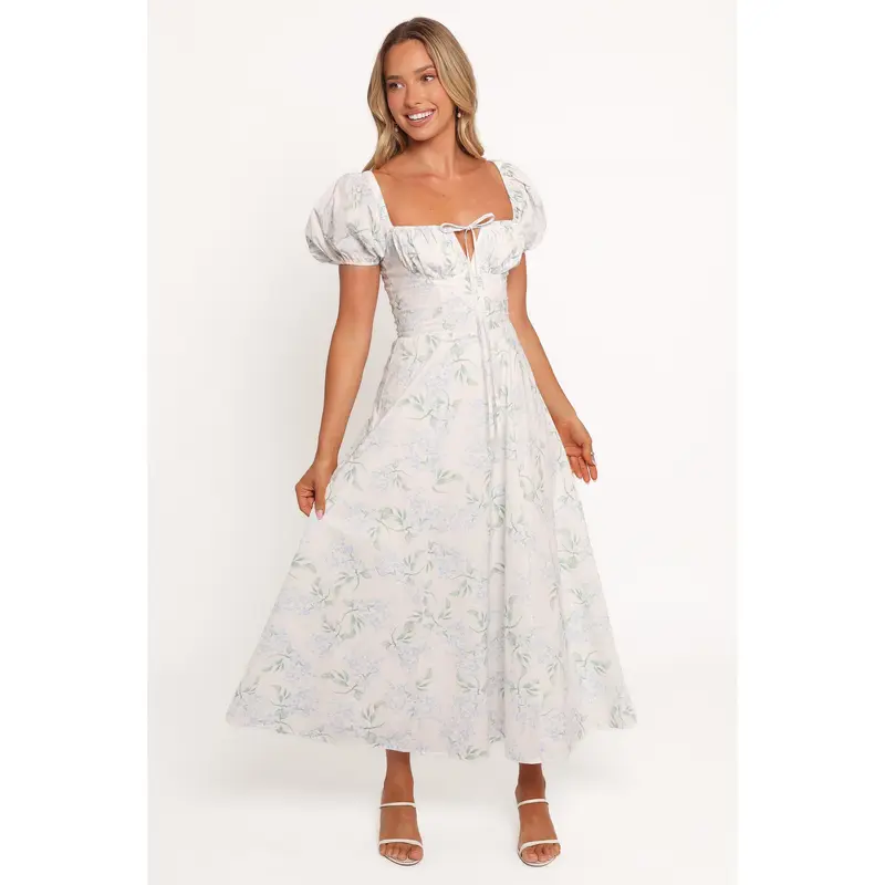V. Chapman Capulet Midi Dress in White Chantilly Lace - TikTok Shop V. Chapman Capulet Midi Dress in White Chantilly Lace - TikTok Shop