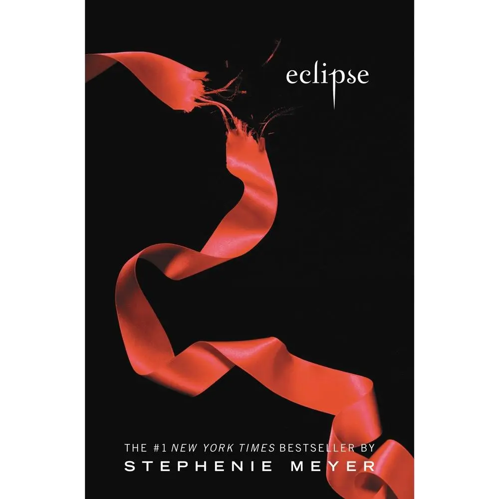USED Book - Eclipse by Meyer, Stephenie (Paperback) - english