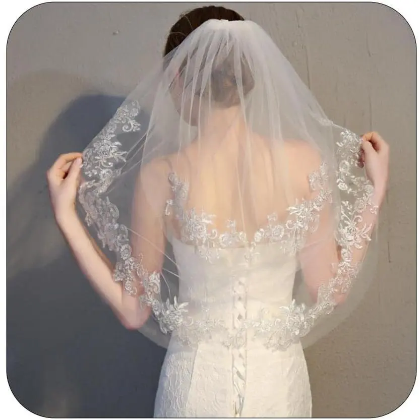 Floral Bride Wedding Veils for Brides Short Flower Lace Veils 2T 2 Tier Veil Waist Length Bridal Veils Soft Tulle