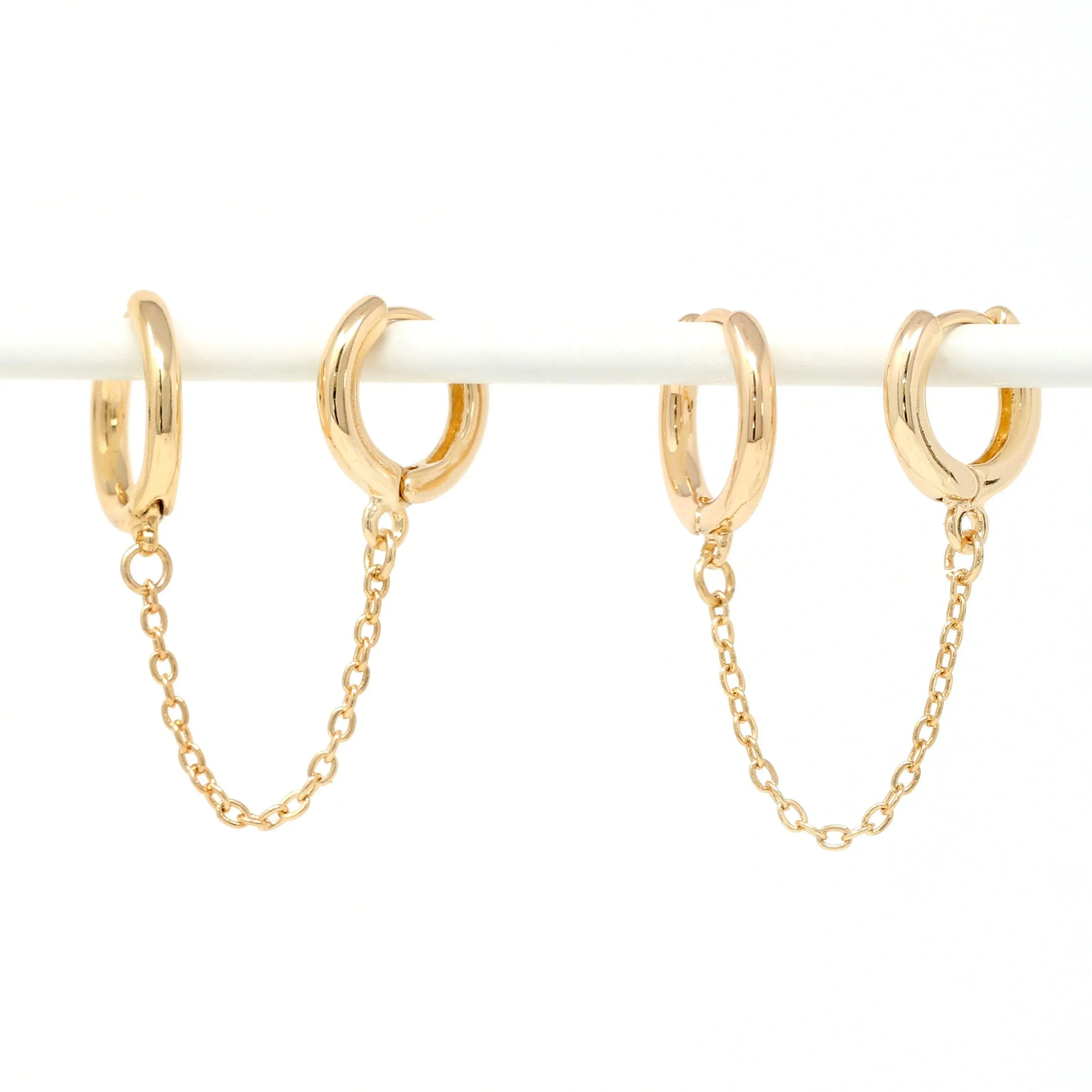 Modern Loop Earplug Earrings – Sleek Plain Design, Stylish & Effortlessly Chic