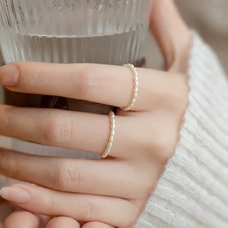 Pearl Minimalist Ring, Statement Ring Jewelry with an Elegant Finish and Noticeable Detail, Made to Complement Casual Wear, Evening Ensembles, Birthdays, and Meaningful Gifts
